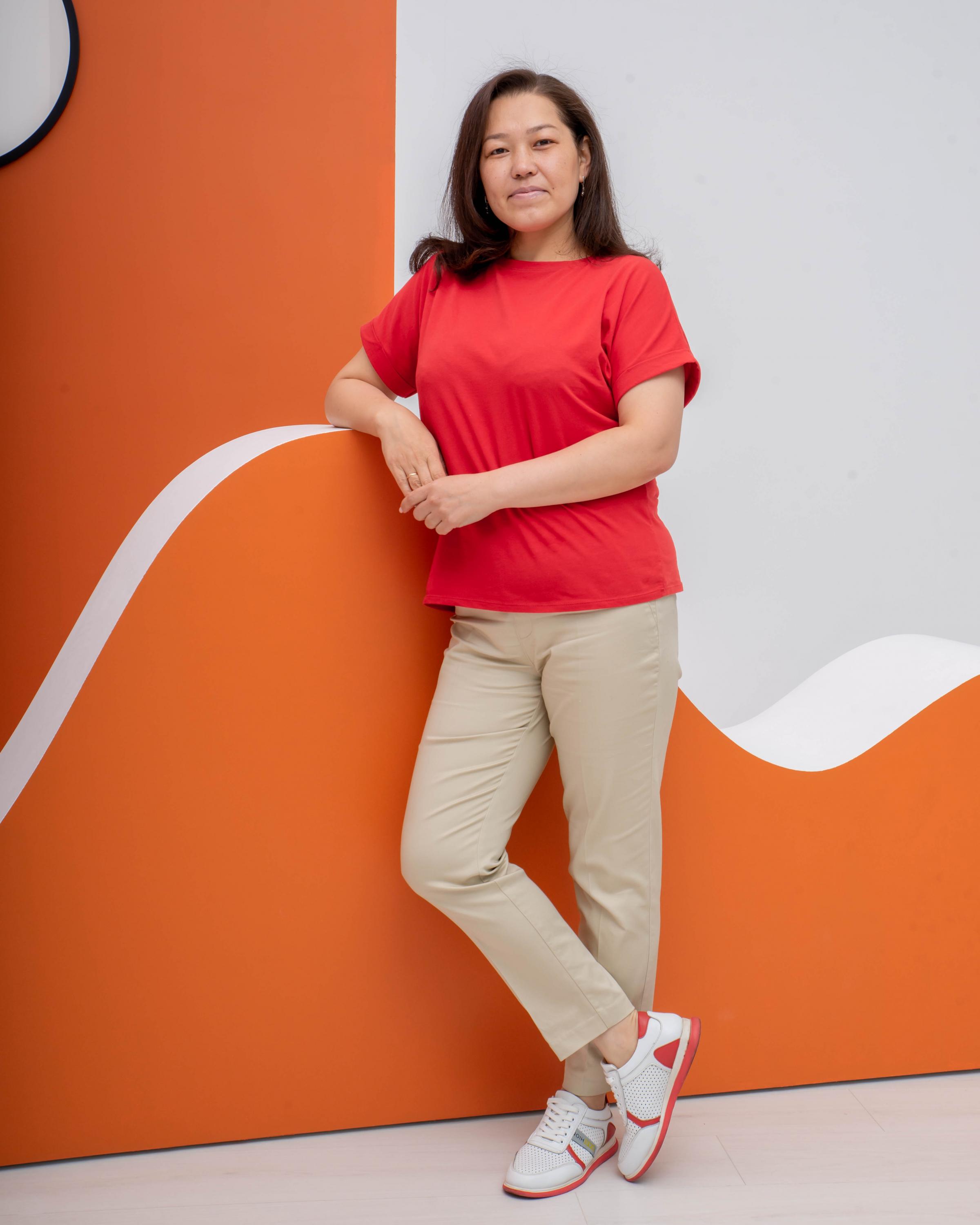 Опыт общественных работ: Нургуль Асанова